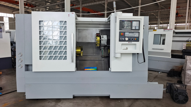 Eğimli Yataklı CNC Torna TCK56